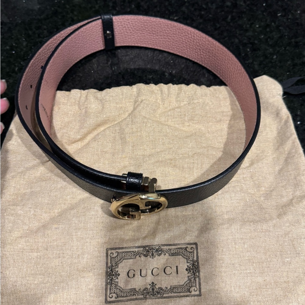 Gucci Black and Pink Belt with Gold GG Buckle - Authentic
Reposhed - Picture 2 of 9